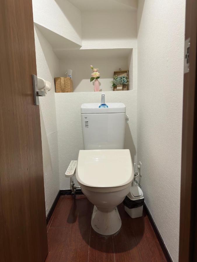 創美民泊 Lägenhet Osaka Exteriör bild